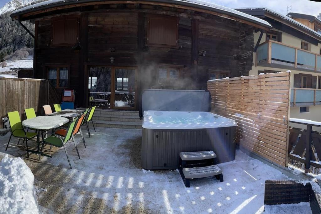 Villa La Grange A Coco Avec Jacuzzi Bourg-Saint-Pierre Exterior foto